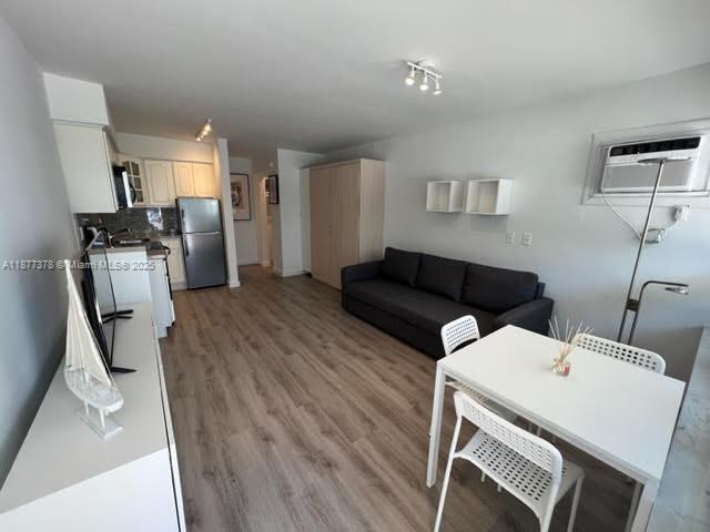 Foto del edificio - 4228 N Ocean Dr