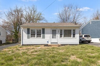 Building Photo - 251 Elbring Dr