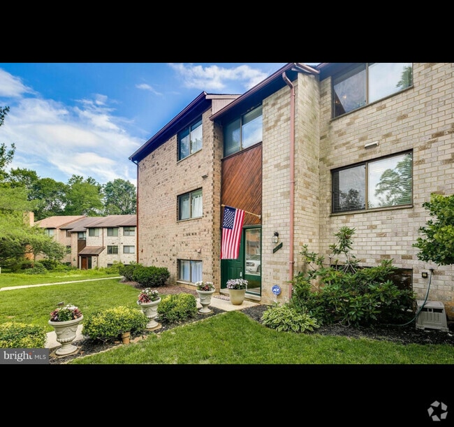 Building Photo - 7114 Winter Rose Path