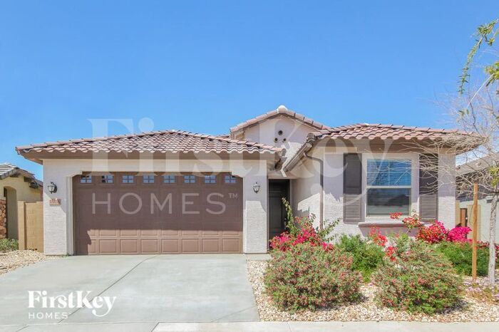 Foto principal - 18816 W Canterbury Dr