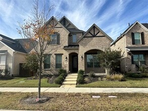 Building Photo - 3121 Casablanca St