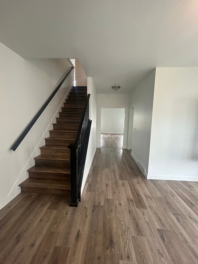 Foto del edificio - 6622 Terrace Top Ln