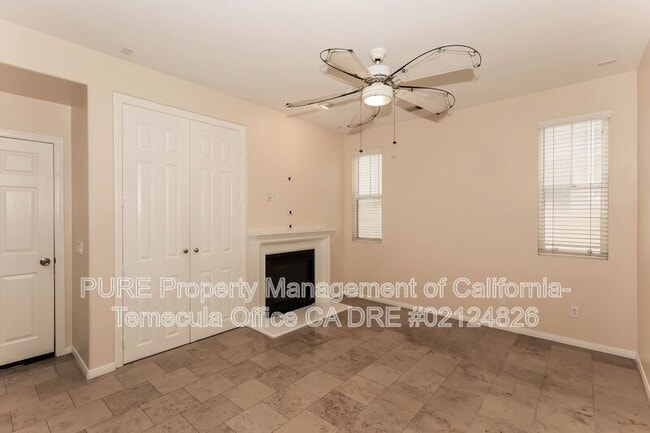 Foto del edificio - 40043 Ashville Ln