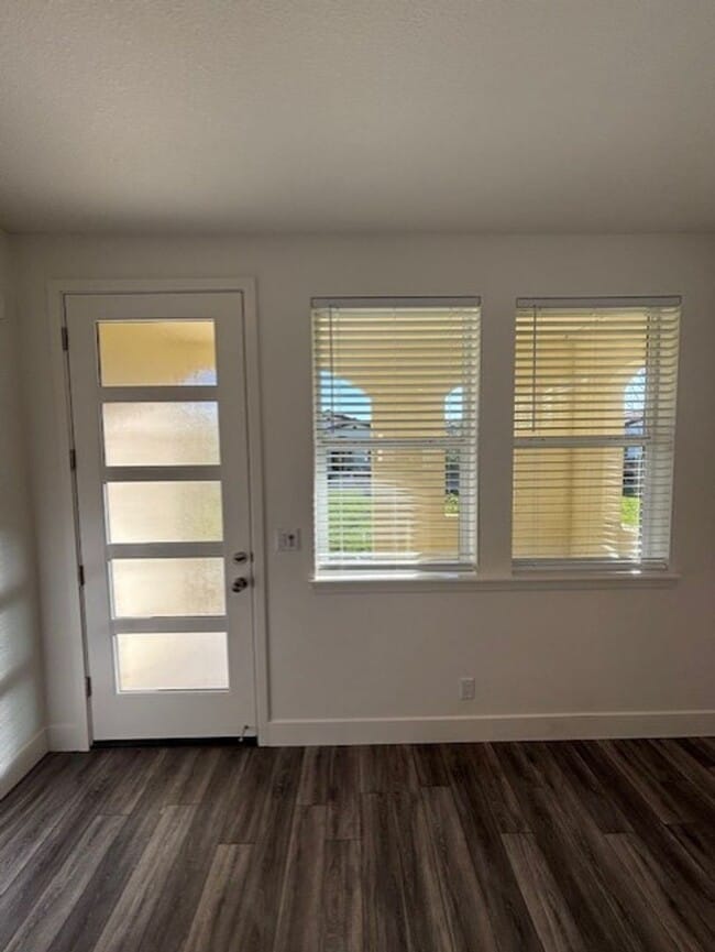 Building Photo - 1758 Thea Ave