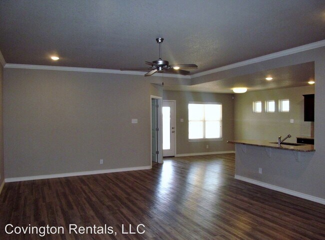 Building Photo - 3 br, 2 bath House - 833 Karey Dr