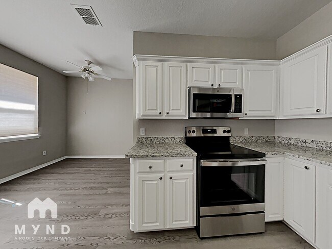 Foto del edificio - 2209 Country Brook Dr