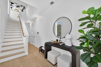 Building Photo - 4806 Gano St