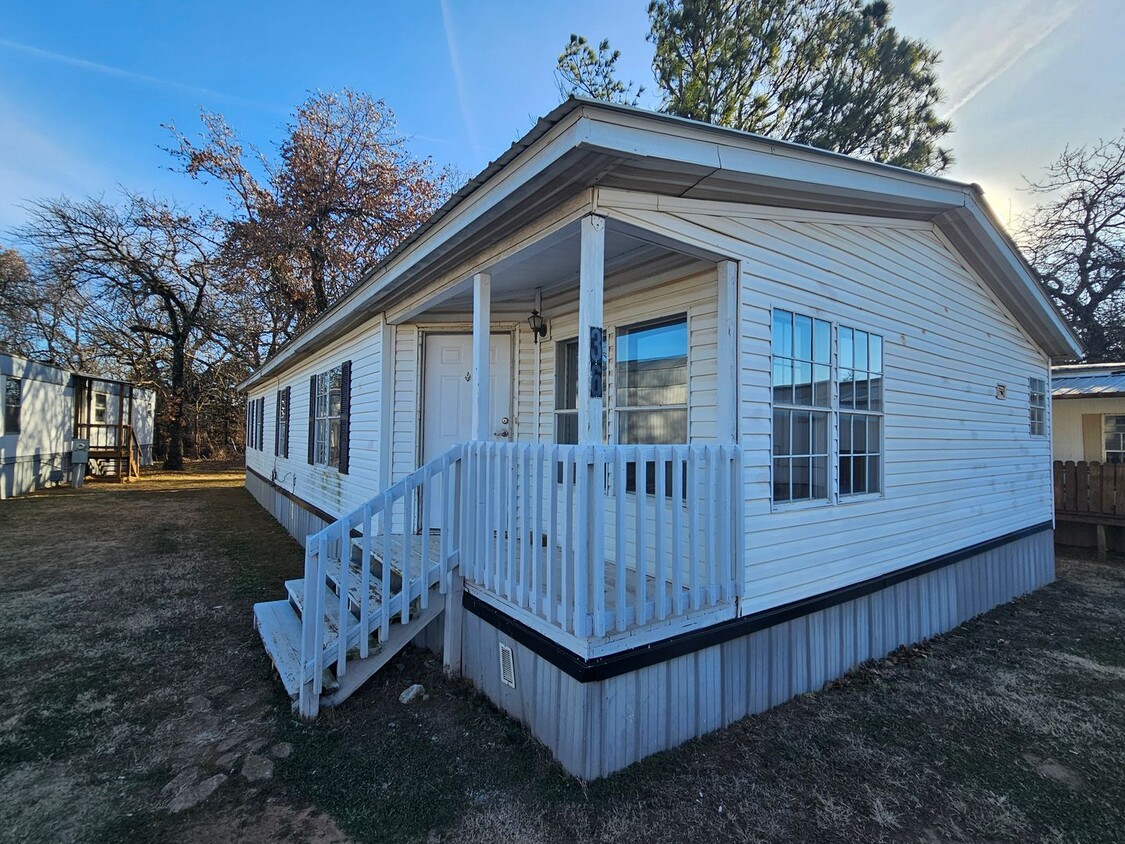 Primary Photo - 3 bed 2 bath Double Wide Mobile Home In Qu...