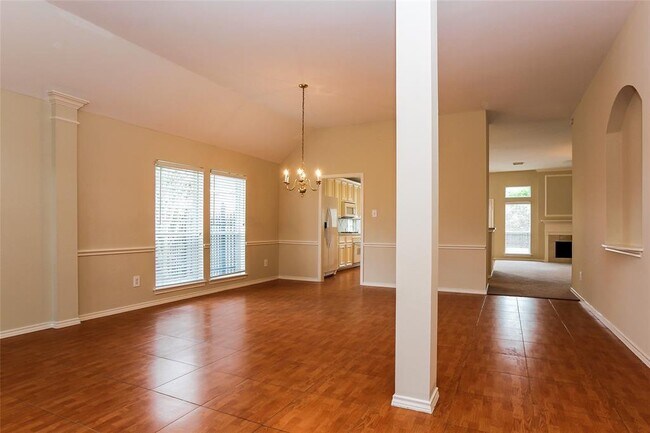 Building Photo - 2531 Bisbane Dr