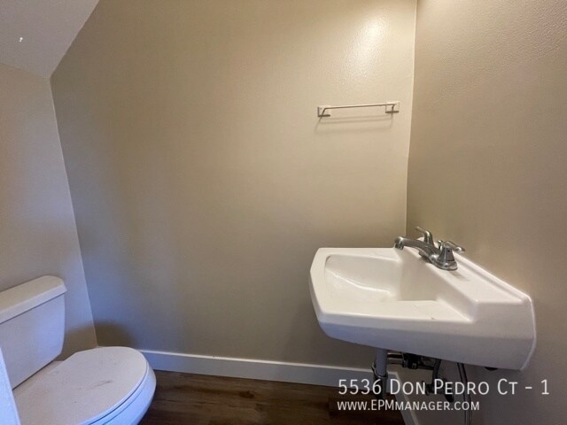 Foto del edificio - 3-Bed, 1.5-Baths Blossom Valley