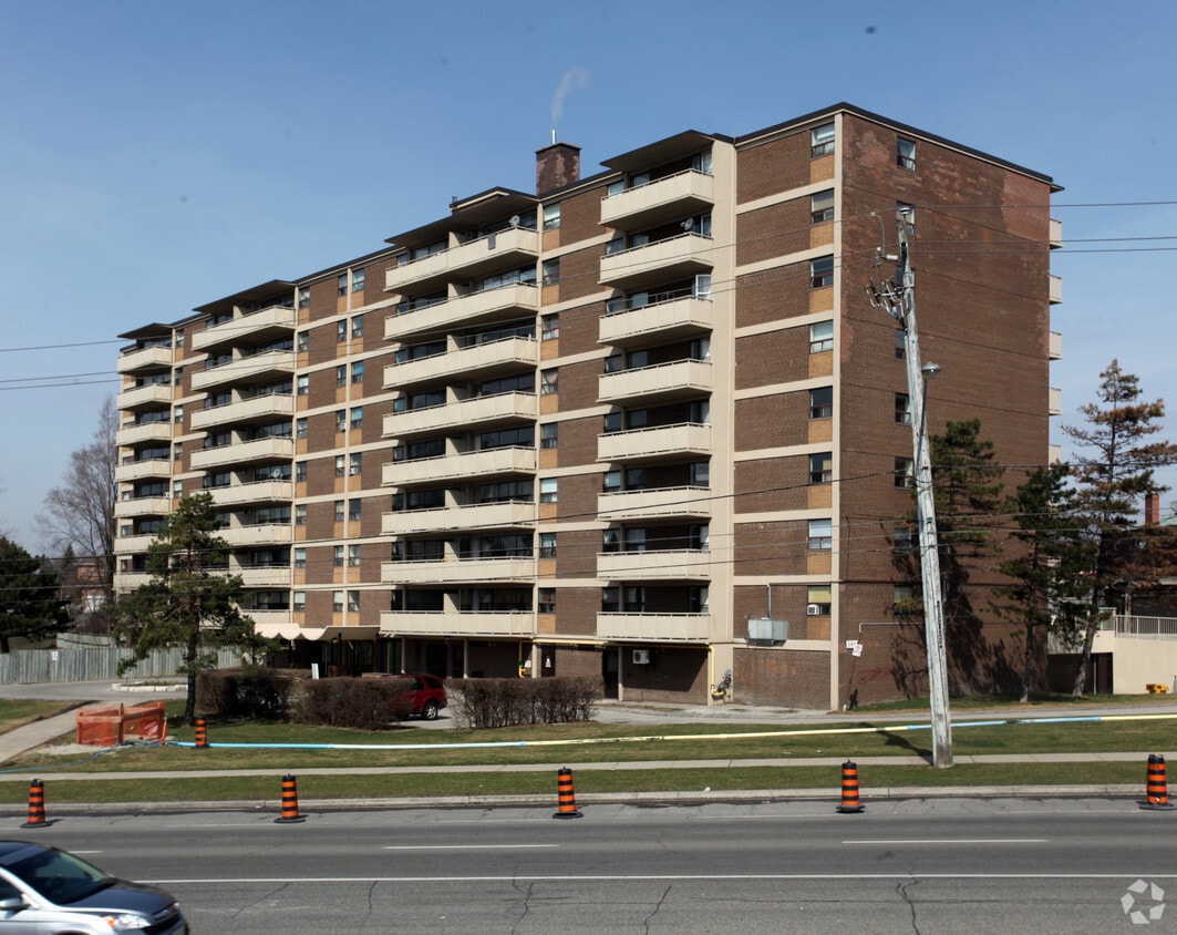 Black Creek Terace Apartments 1640 Lawrence Ave W Toronto, ON