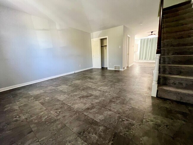 Foto del edificio - Gorgeous 3-Bedroom Townhome in Ambler! Available NOW! Last Month’s Rent WAIVED up front for quali...