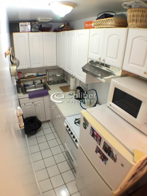 Foto del edificio - 158 E 102nd St