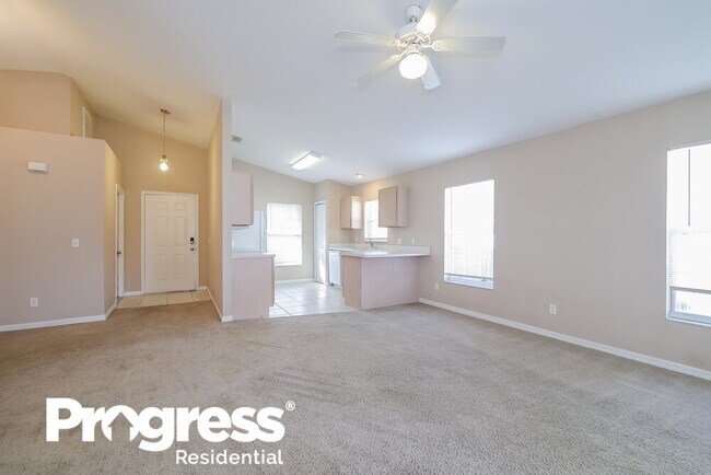Foto del edificio - 8008 Sugar Pine Blvd