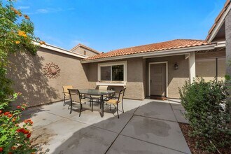 Building Photo - 283 Leisure World