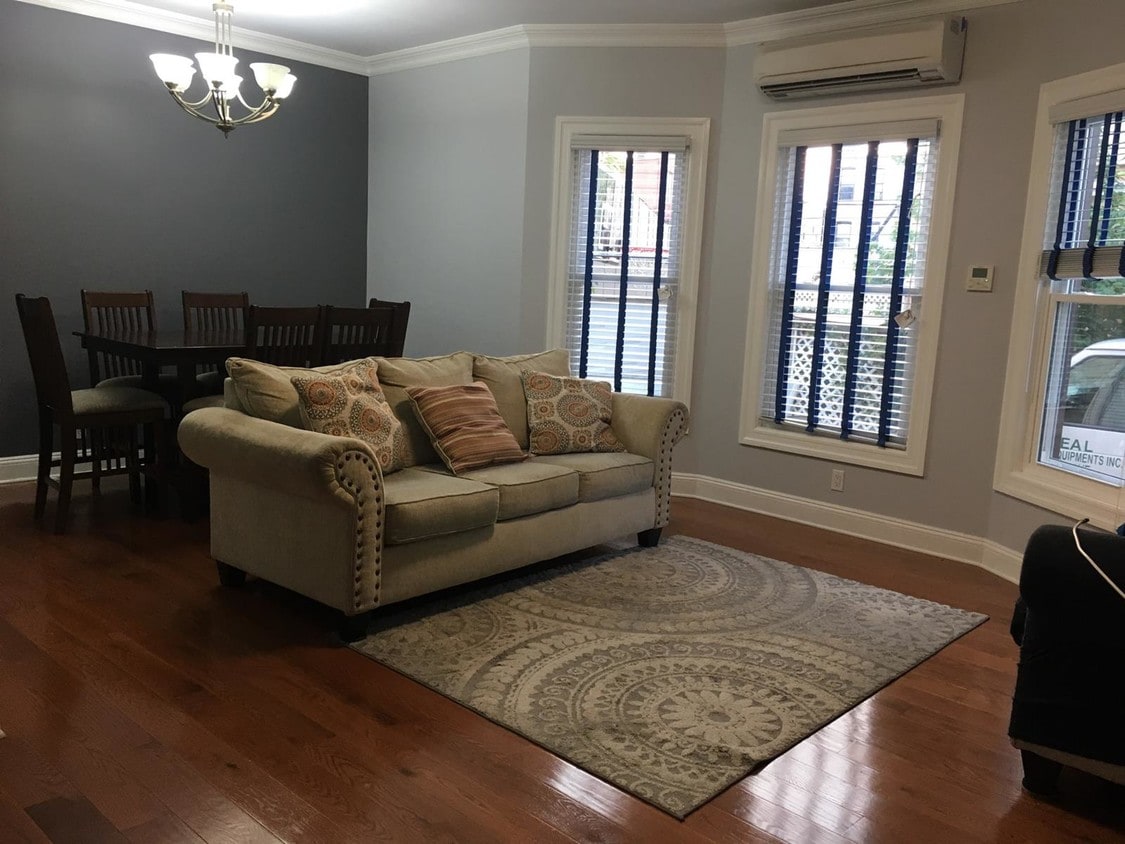 Primary Photo - 524 67th Street