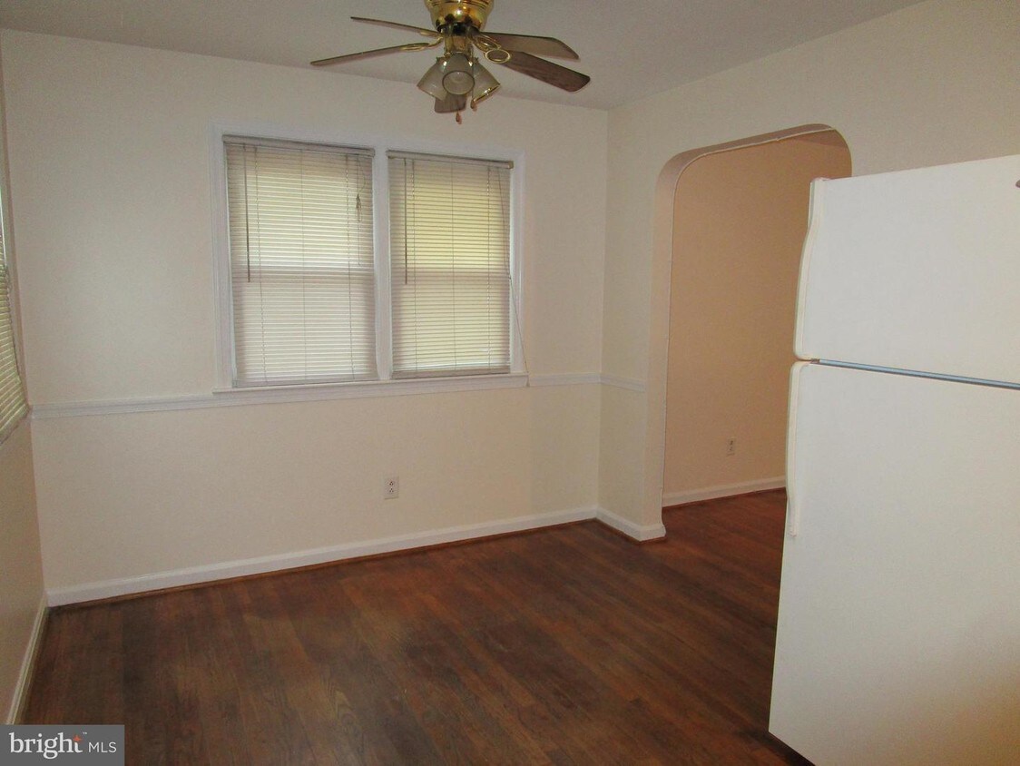 Foto principal - 4984 Leonardtown Rd
