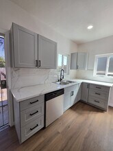 Building Photo - 3260-3264 Steel St