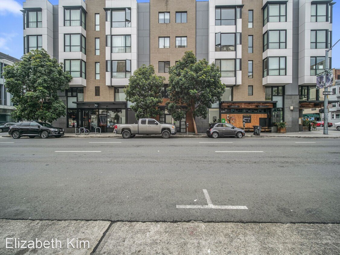 Primary Photo - 3 br, 2 bath Apartment - 233 Franklin St #308