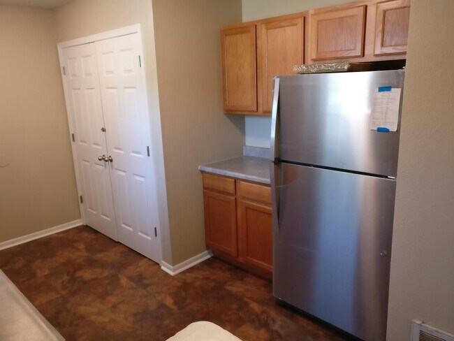 Building Photo - 1705 Telluride Ln