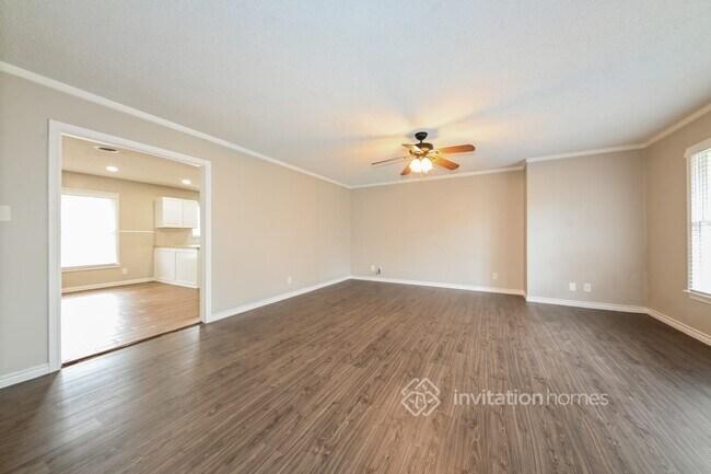 Building Photo - 1222 McDonald Dr