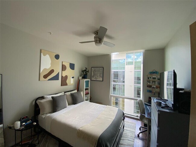 Foto del edificio - 1600 Barton Springs Rd