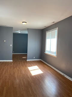 Foto del edificio - 8825 S Exchange Ave