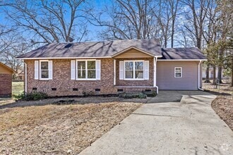 Building Photo - 515 Richards Rd