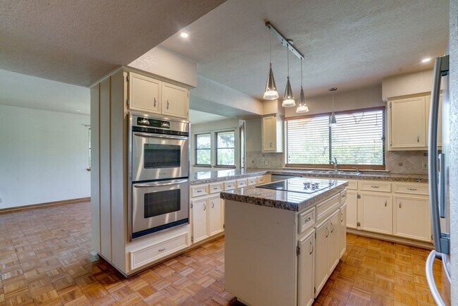 Foto del edificio - 5201 Welcome Glen