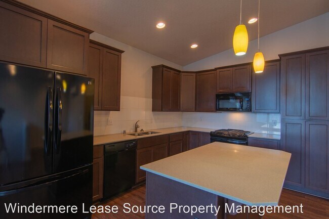 Foto del edificio - 2 br, 2 bath House - 1909 W Bridge Ave.