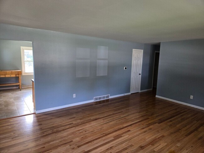 Foto del edificio - Well maintained 3 bedroom home
