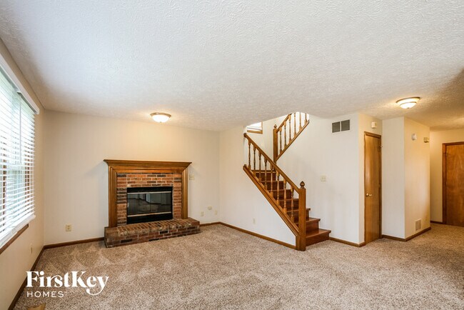 Building Photo - 6135 Pillory Dr