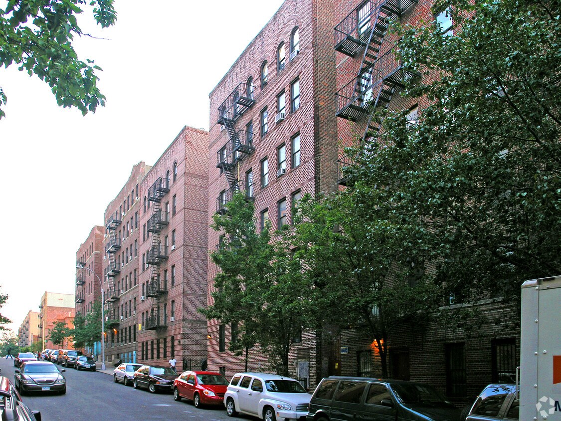 17751785 Davidson Ave, Bronx, NY 10453 Apartments in Bronx, NY