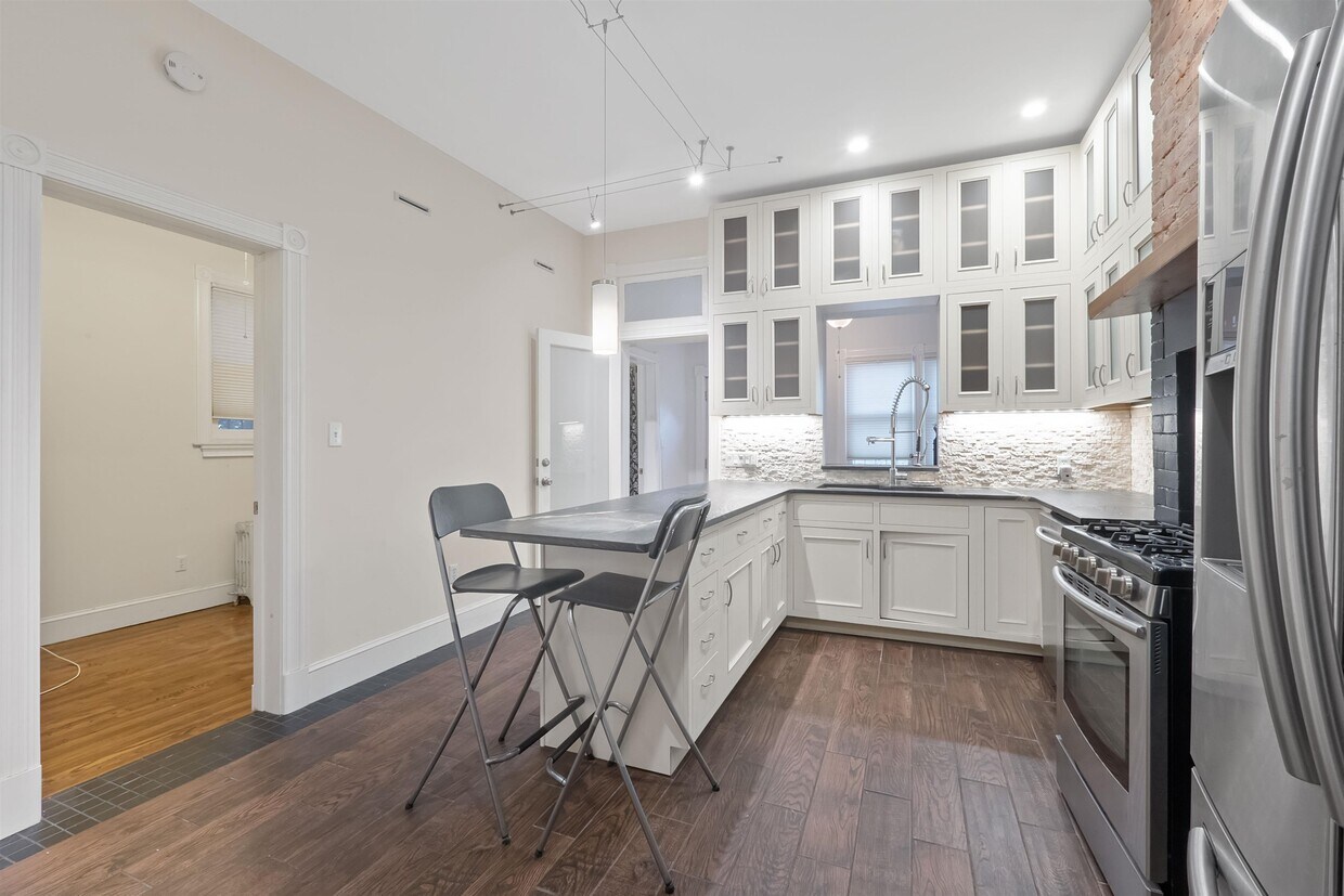 2310 West St Unit 1, Union City, NJ 07087 Condo for Rent in Union