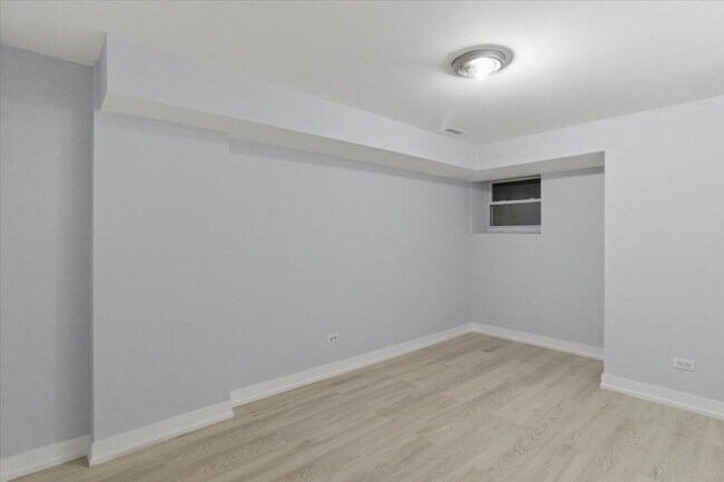 Foto del edificio - 910 W Gunnison St