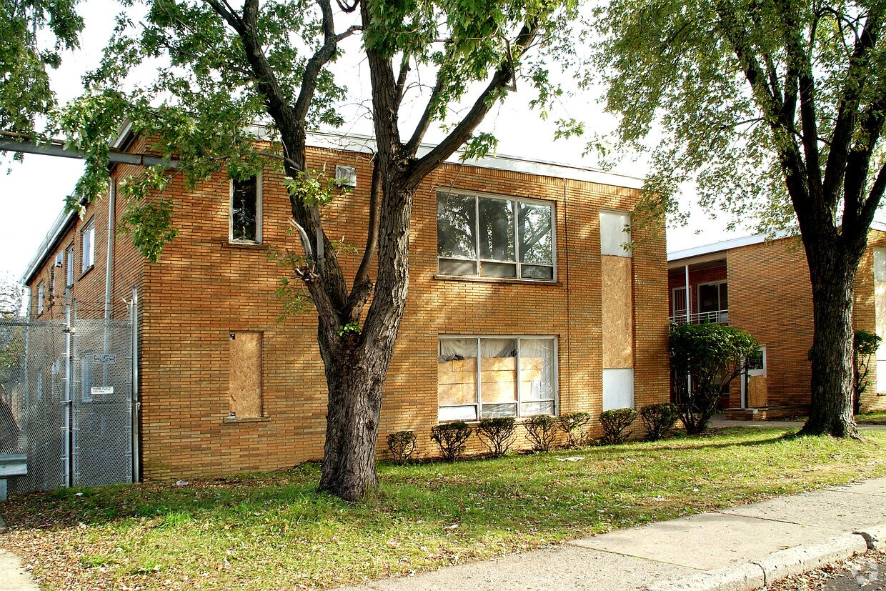 16225 Greenfield Rd, Detroit, MI 48235 Apartments in Detroit, MI