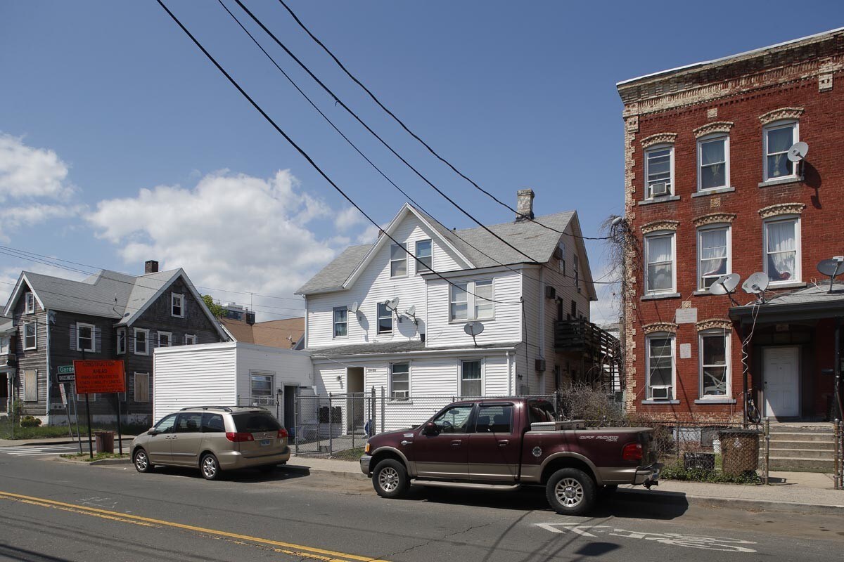 Foto del edificio - 134 Henry St