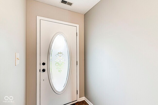 Foto del edificio - 4047 Dogwood Ln