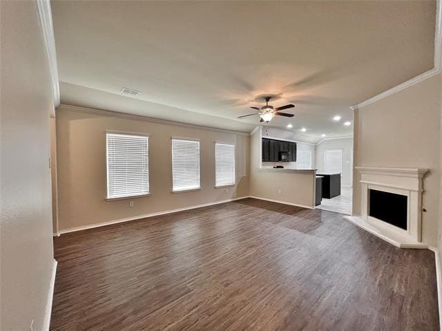 Building Photo - 8472 Gentian Dr