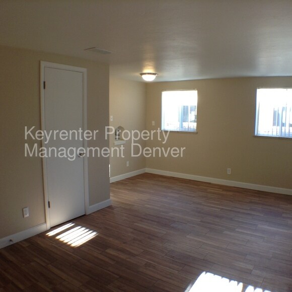 Foto del edificio - 2684 S Grant St