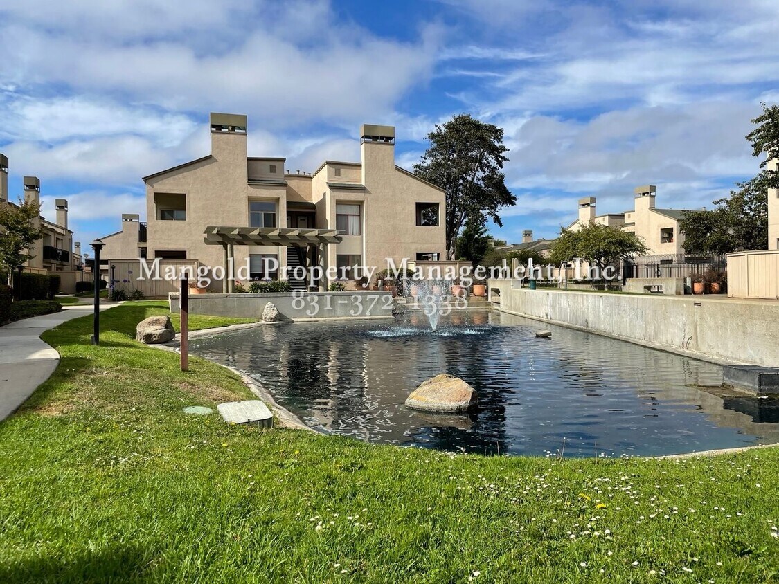 Foto principal - Comfortable 2-Bedroom 1-Bath Condo with Gr...