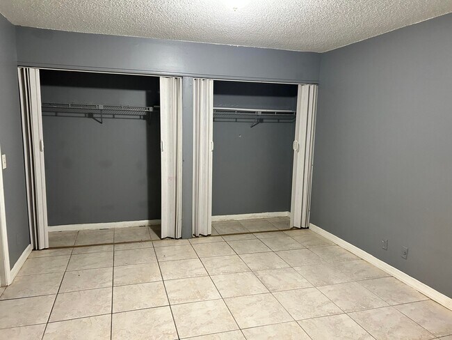 Building Photo - 23 Crossings Cir