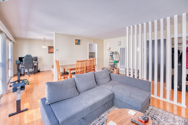 Foto del edificio - 3815 Harrison St