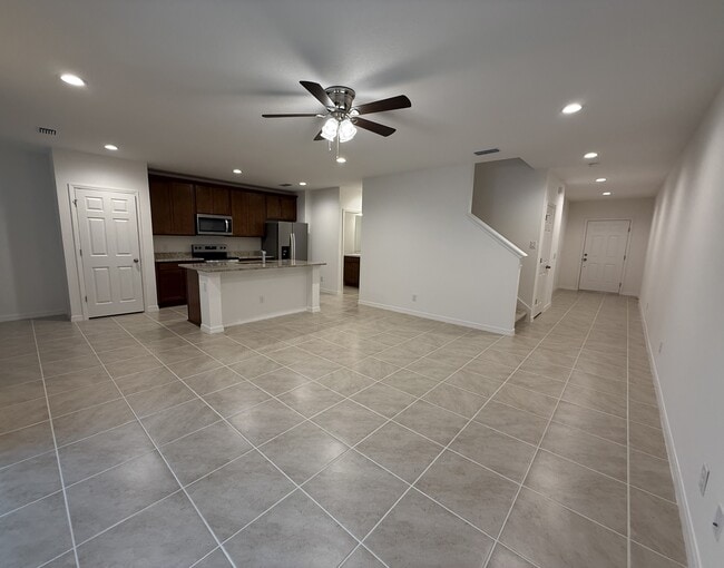 Foto del edificio - 215 Glass Onion Dr