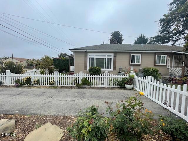 Building Photo - 451 S Evergreen Dr