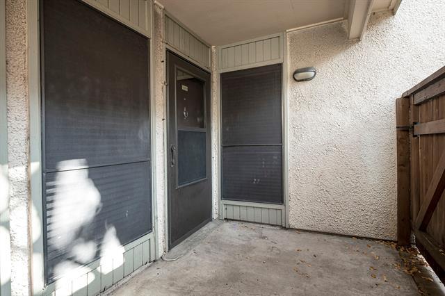 Foto del edificio - 12816 Midway Rd