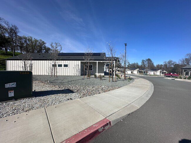 Building Photo - Brand New Build on Old Alturas - ALL Electric with City of Redding Solar!