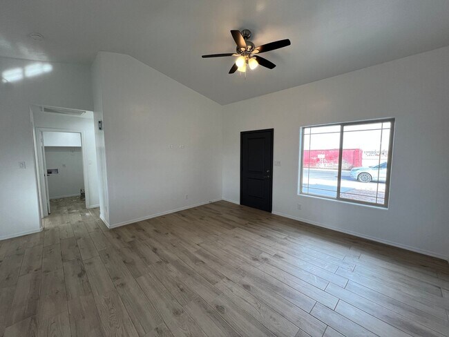 Foto del edificio - BRAND NEW 3 BEDROOM HOME!