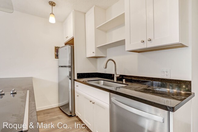 Building Photo - 1 br, 1 bath Apartment - 1002 12th Street ...