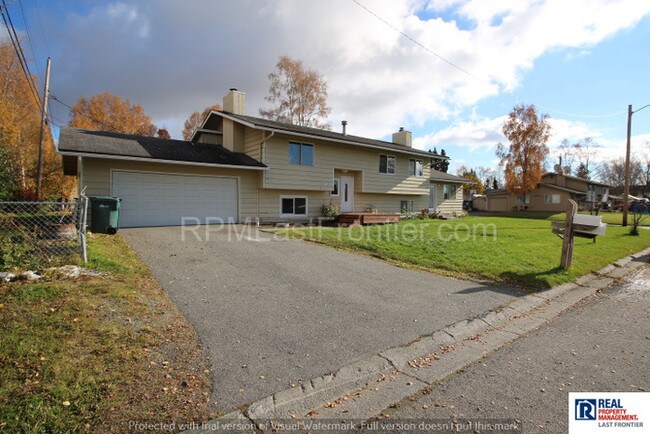 Building Photo - 6941 Stanley Dr